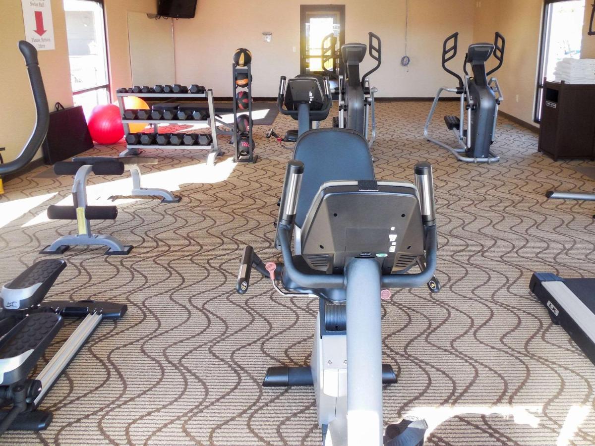 Pulaski Giles Hotel Inn And Suites מראה חיצוני תמונה